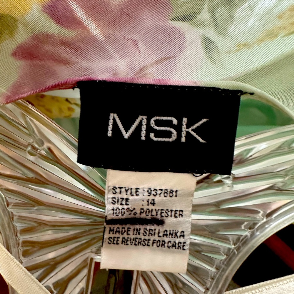 Beautiful elegant green size 14 chiffon dinner dress by MSK.